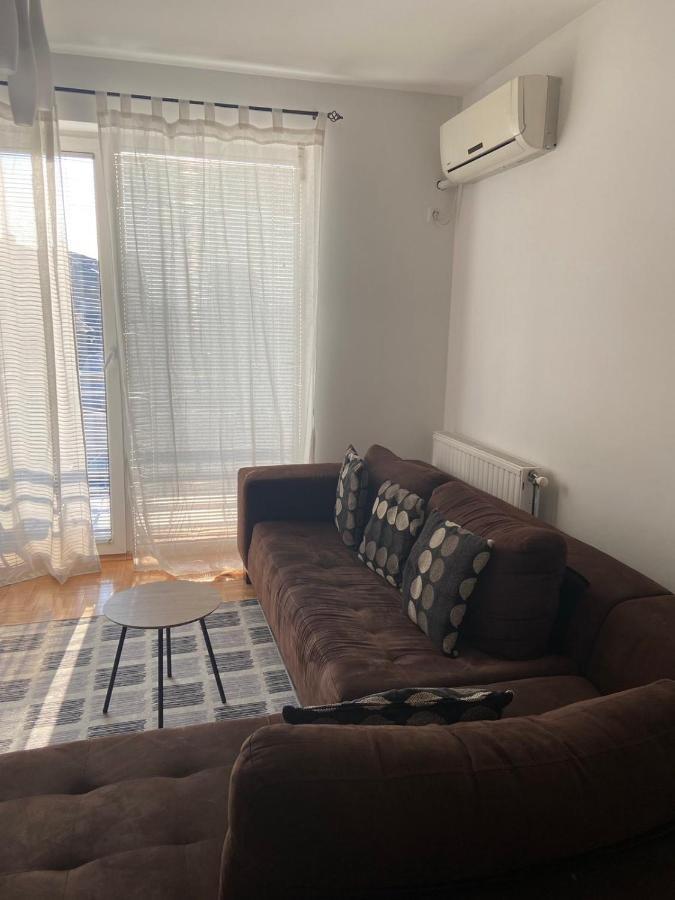 My Place Pristina Exteriör bild